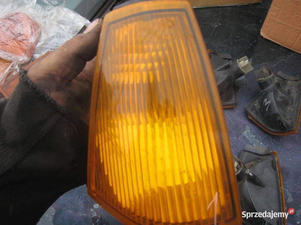 Kierunkowskaz przedni przód prawy lewy Volvo 340 Kraków sprzedam