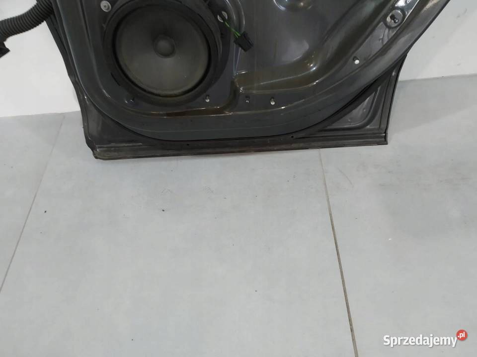 DRZWI PRAWE TYŁ SZARE Audi Q2 I 2016