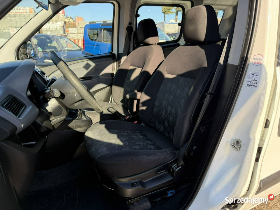 Opel Combo Klimatyzacja Ele szyby Ele lusterka biały Combo śląskie Cieszyn