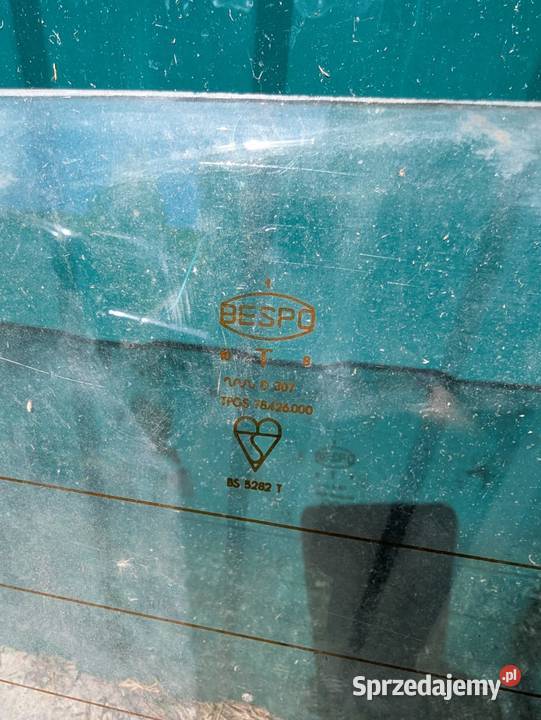 Szyba czołowa tylna grzana BESPO Fiat 125p Krzeszowice