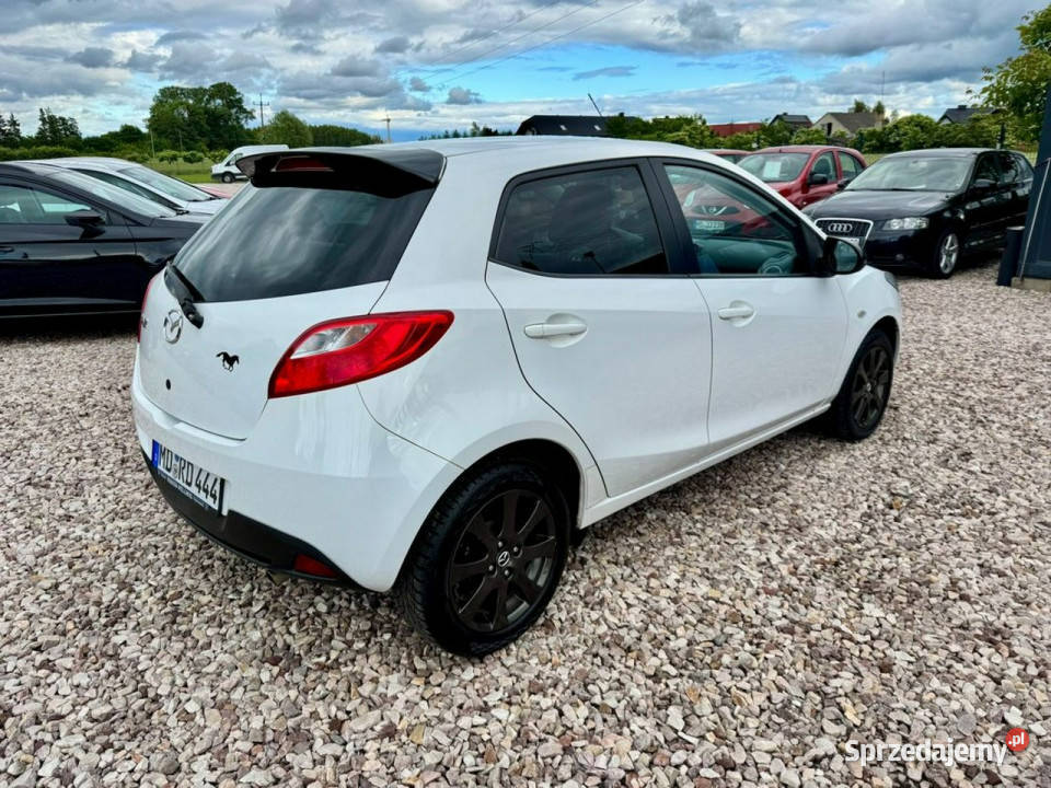 Mazda 2 Mazda 2014 135 benzyna 1 właścicielka z 2