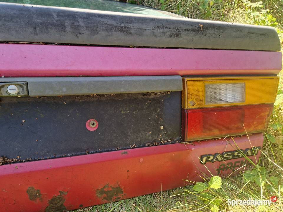 Passat b2 tylna klapa kompletna Klapy bagażnika