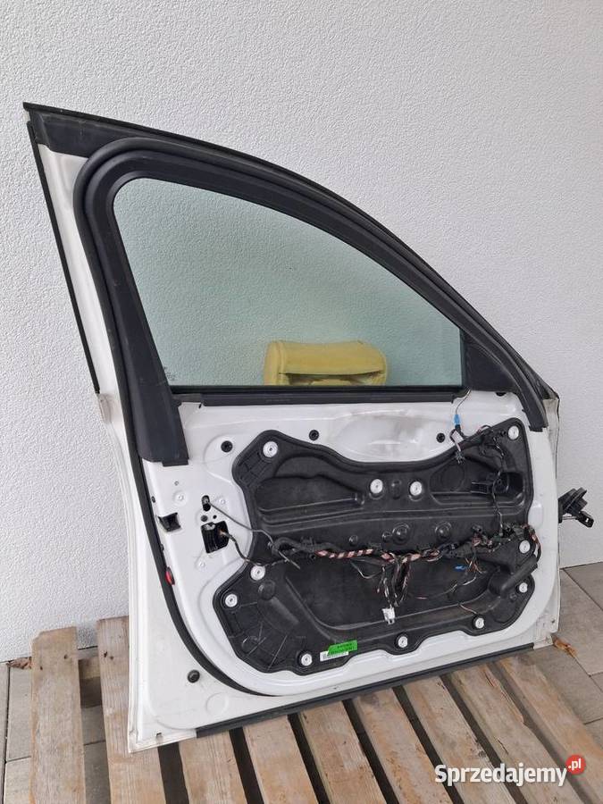 Drzwi przednie przód lewe bmw f01 f02 ALPINWEISS Brusy sprzedam