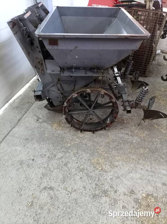 Sadzarka ziemniaków remprodex s 211 nieuszkodzony wielkopolskie