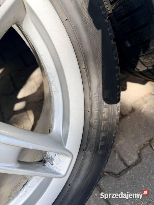 Felgi aluminiowe opony zimowe Pirelli 18 do Opony i felgi mazowieckie