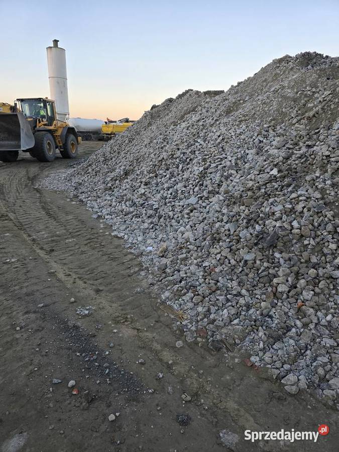 Gruz betonowy tłuczeń betonowy kruszywo betonowe pomorskie Gdańsk