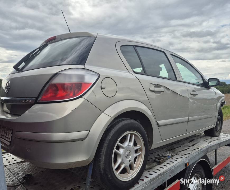 Opel Astra H 17 cdti 2005 r w całości na części mazowieckie sprzedam