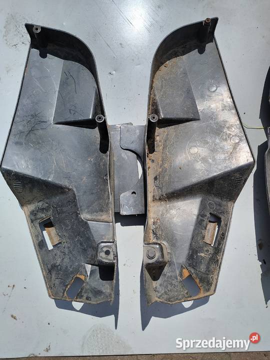 Boczek osłona plastik owiewka TRX 400 450 Wiele