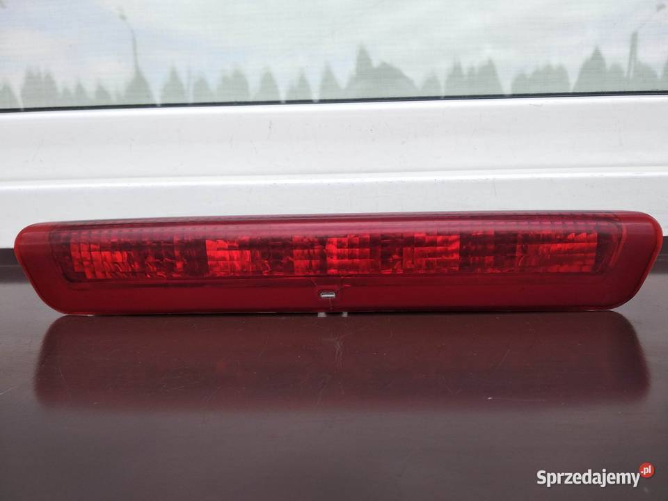 Peugeot 307 SW kombi trzecia lampa stop w klapę sprzedam