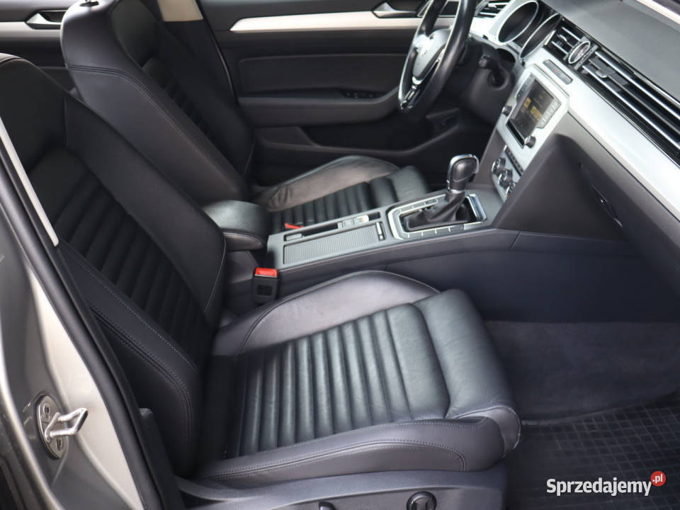 VW Passat 20 TDI relingi dachowe Bielany Wrocławskie