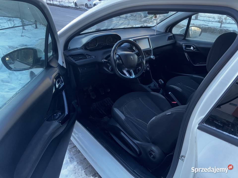 Peugeot 208 14 HDI 2013r Sprzedam Warszawa