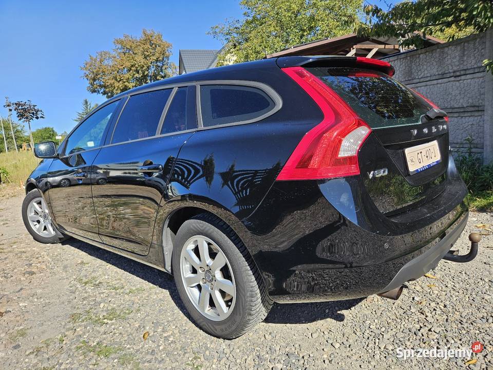 Volvo V60 16TB T4 180 Klimatronik Parktronik Prawiedniki sprzedam