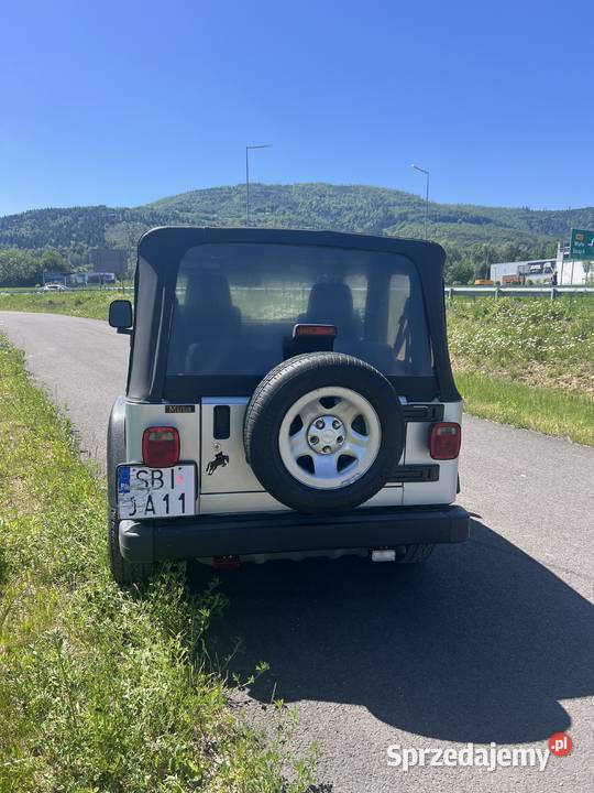 Jeep Wrangler 25 24 105 kw niski przebieg Rok produkcji 2006