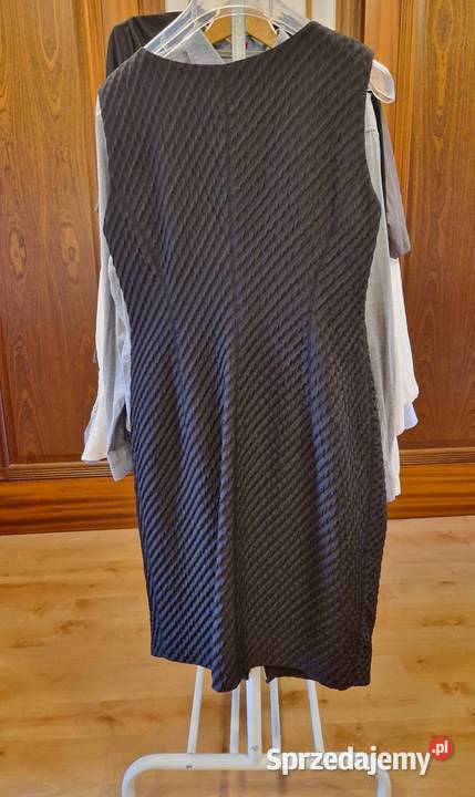 Wizytowa SUKIENKA mała czarna Caterina bez Lublin sprzedam