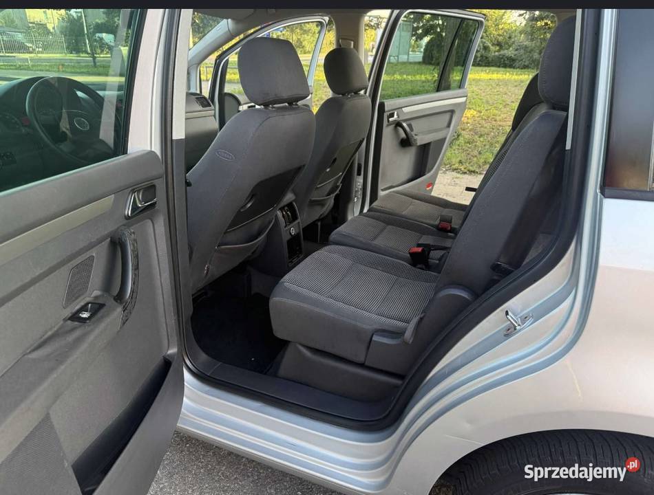 7Osobowy Nowy rozrząd 6Biegów centralny zamek Touran Wronki