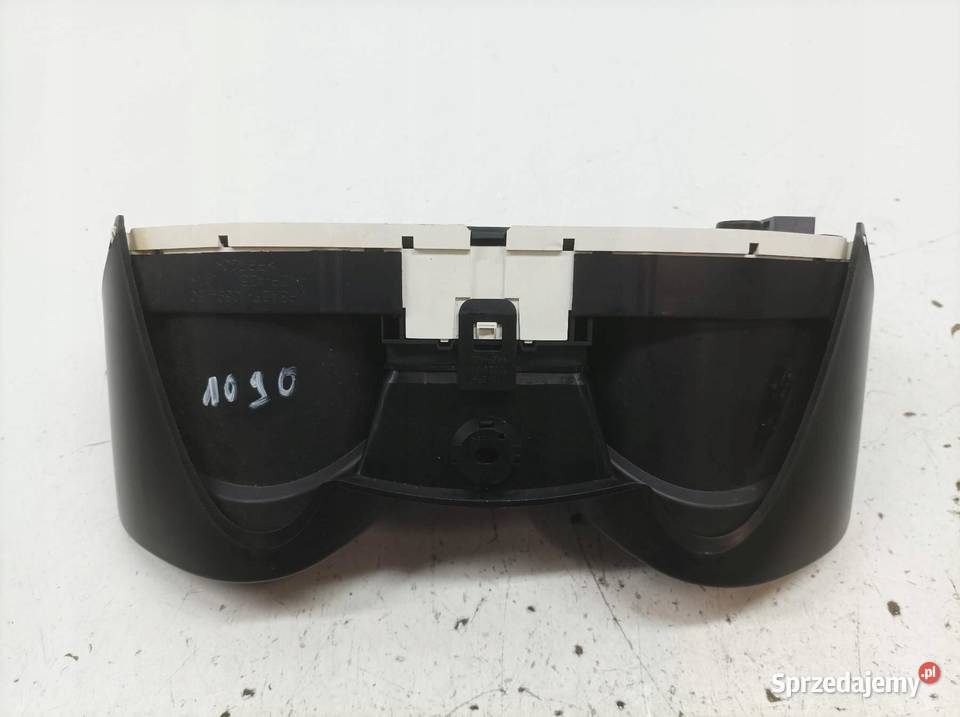 LICZNIK 8A6T10849AC 14 B 96 Ford Fiesta Mk7