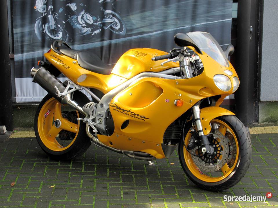 Triumph Daytona T595 955i Oferuję dowóz Kutno sprzedam