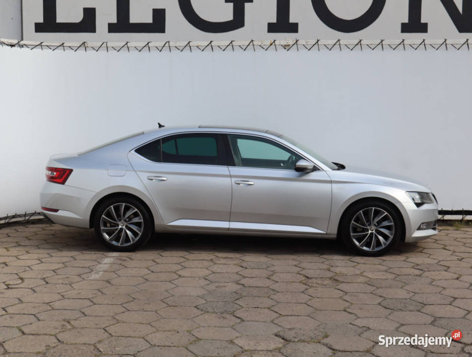 Skoda Superb 20 TDI