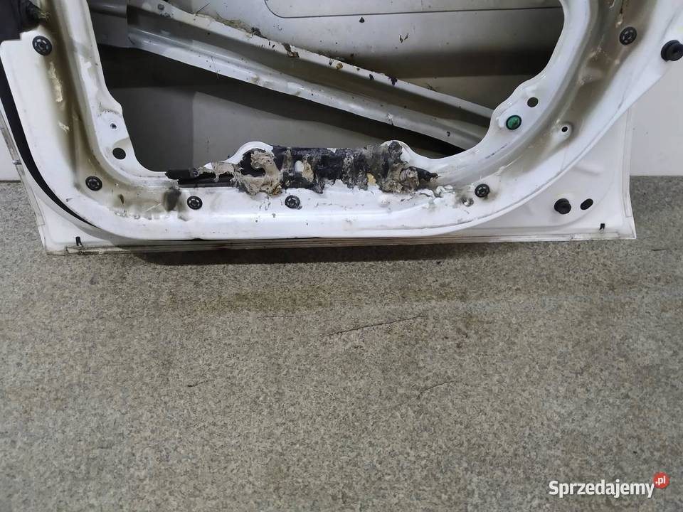 DRZWI PRAWE PRZÓD WK2 BIAŁE Jeep Grand Cherokee osobowe