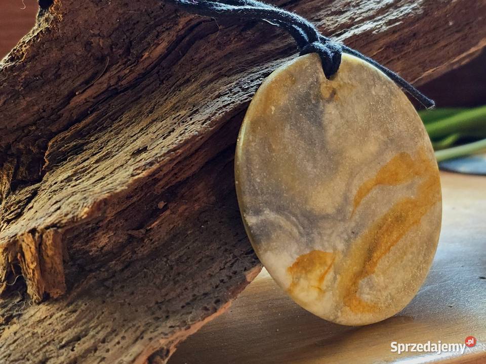 Naszyjnik z żywicy epoksydowej wisior kamień Legnica sprzedam