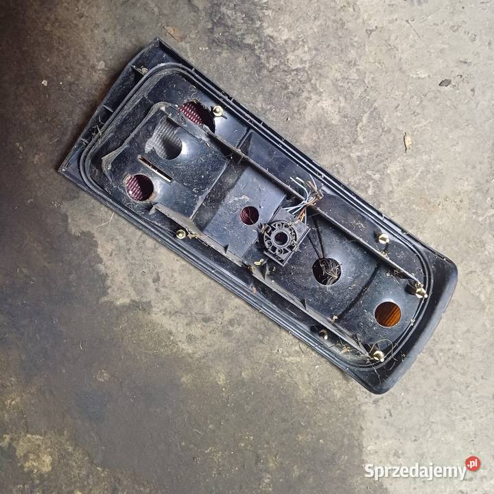 Lampa bmw e30 mazowieckie Olechów Stary