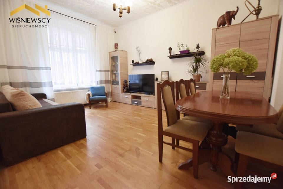 Przestronne 4 pokoje w kamienicy 799 m Malbork