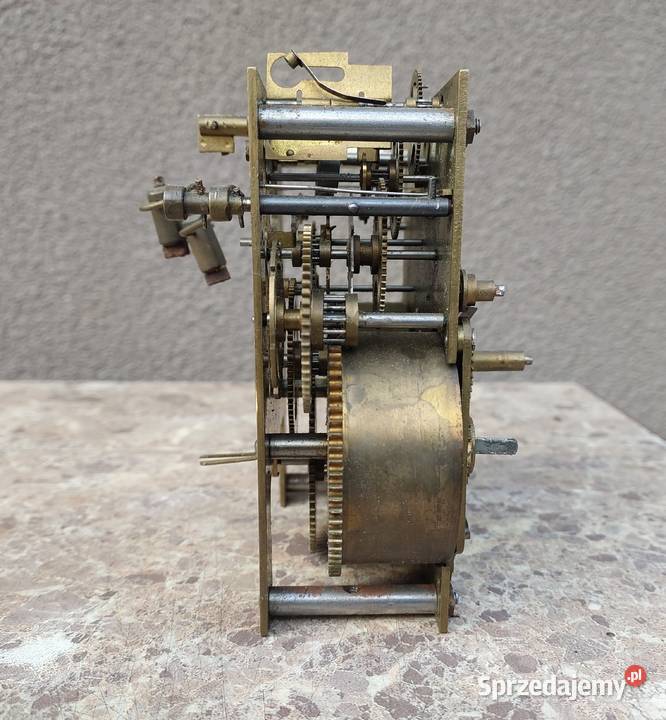 M129 Mechanizm starego zegara ściennego HAU Tczew