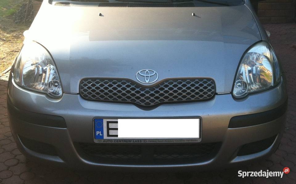 Lampy lewa prawa Toyota Yaris I polift ICHIKOH Rok produkcji 2003 Łódź