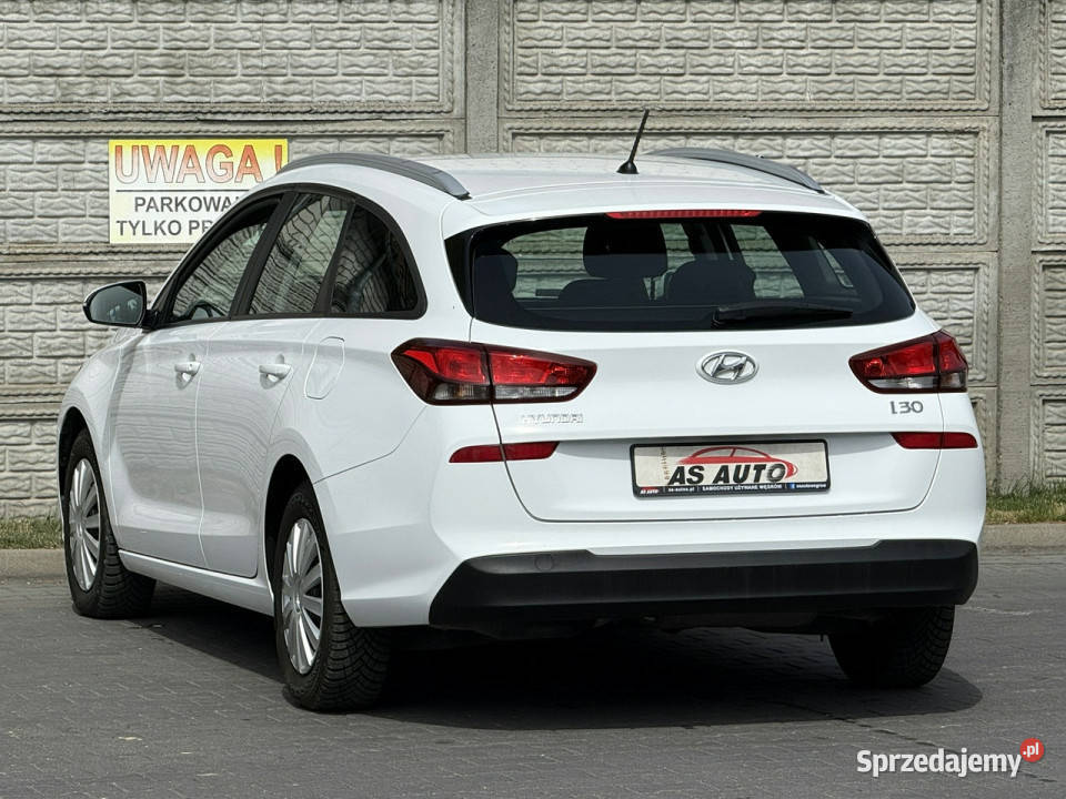 Hyundai i30 16 CRDi garażowany Węgrów