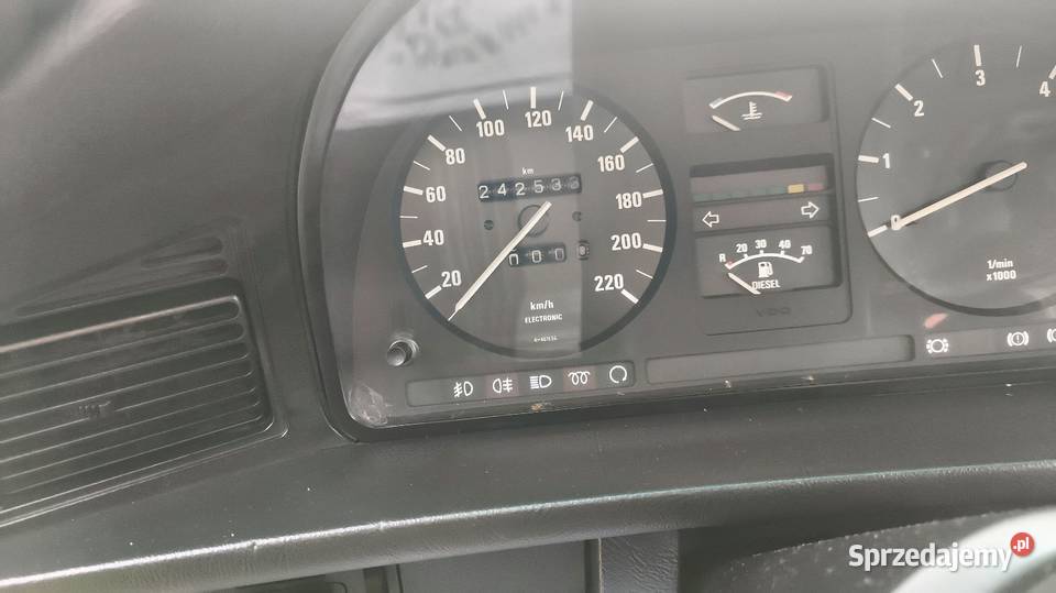 BMW e28 super stan zamiana 240451km