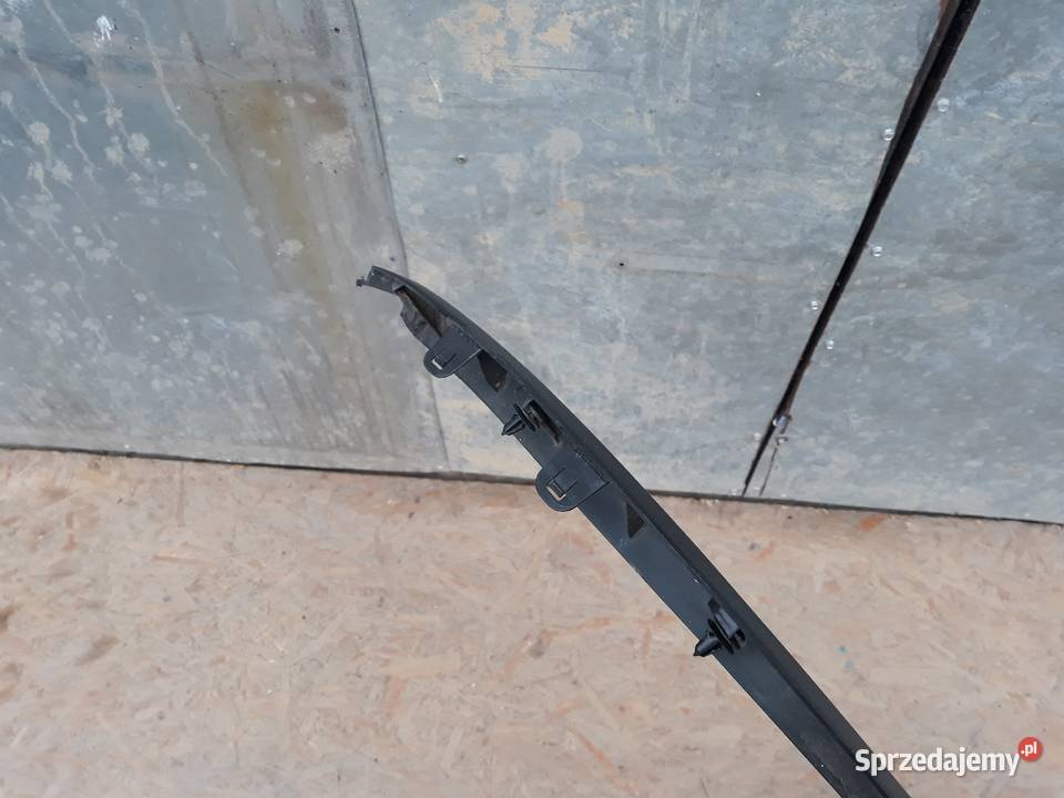 TESLA MODEL Y LISTWA BŁOTNIKA LEWA TYŁ LEWY