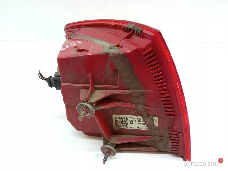 LAMPA TYŁ PRAWA SEDAN Audi A8 II 20022010 D3