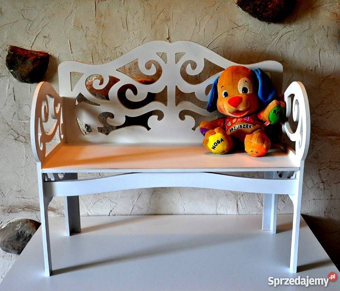 ŁAWECZKA DZIEWCZYNKI ROMANTYCZNA mazowieckie Wilkowo