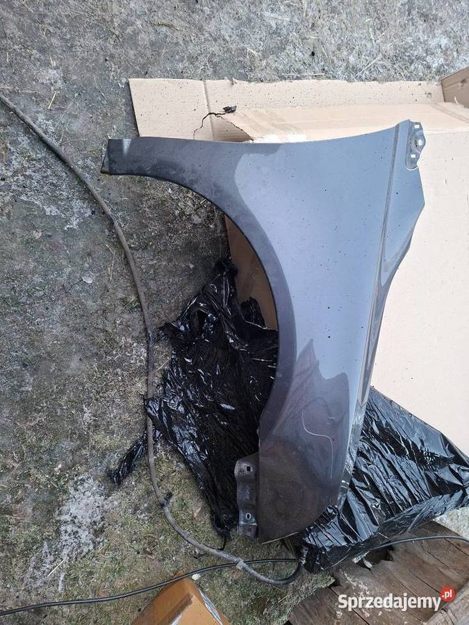 Zderzak przód Toyota Avensis T25 1G3 Wieluń