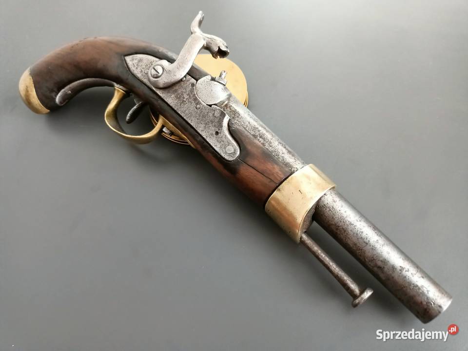 Stary francuski pistolet kaprochow Model 1822