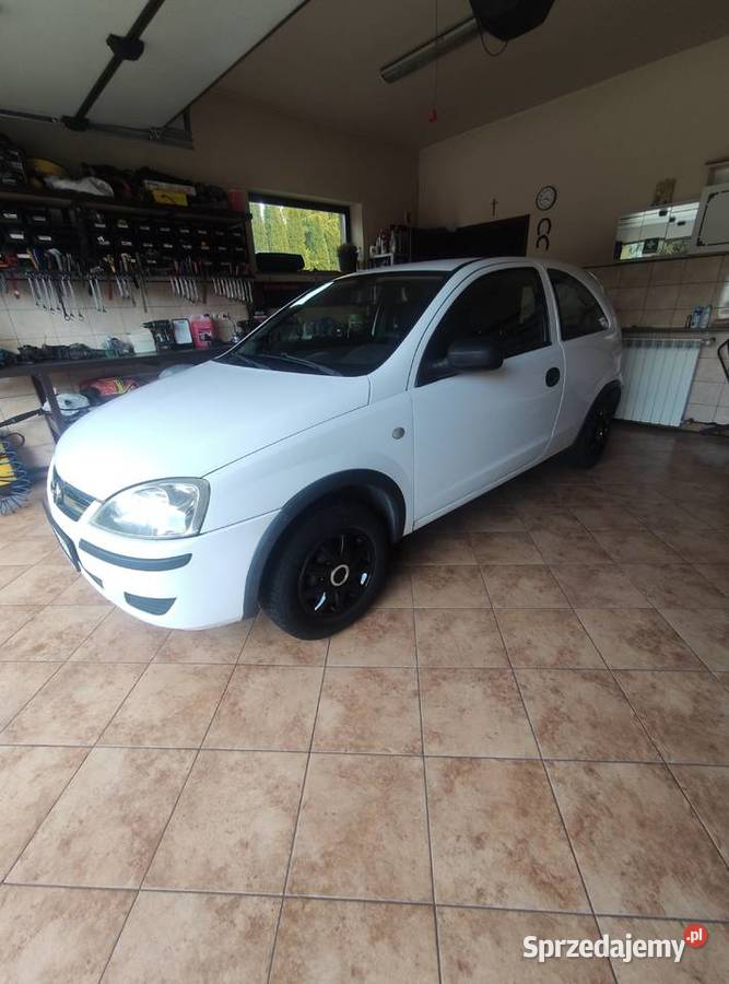 OPEL CORSA C 10 Benzyna 2005r sprzedam