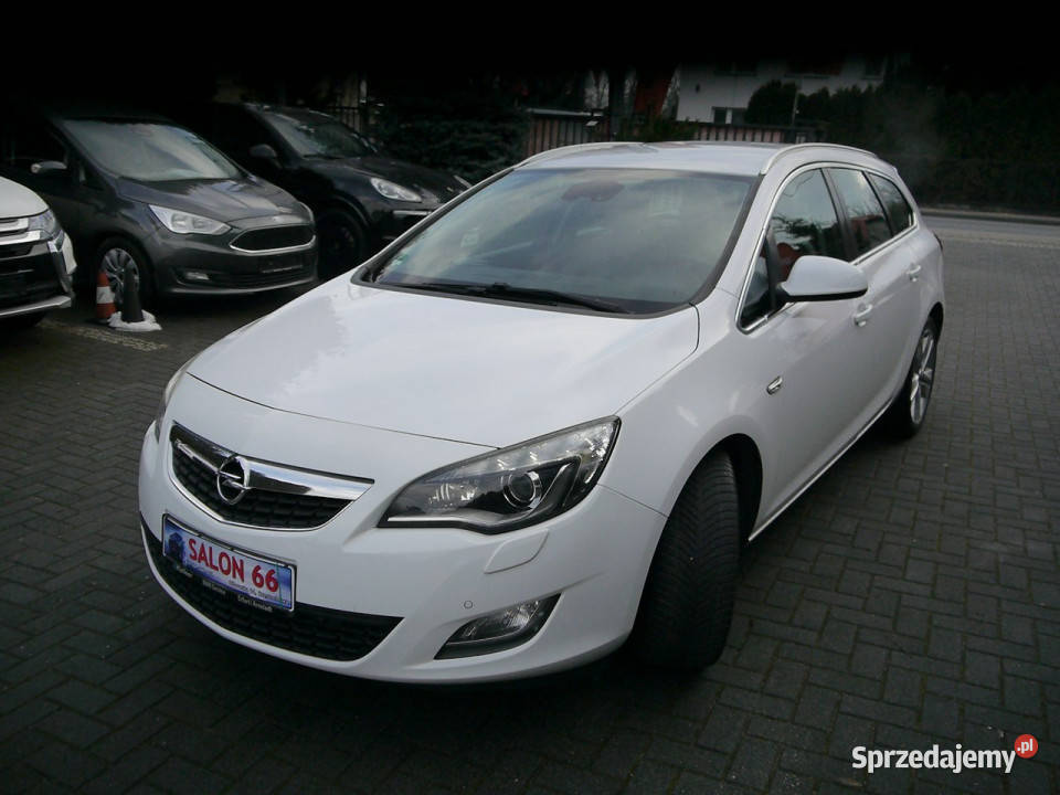 Opel Astra 14t Xenon Skóra Stan b aluminiowe felgi śląskie Częstochowa