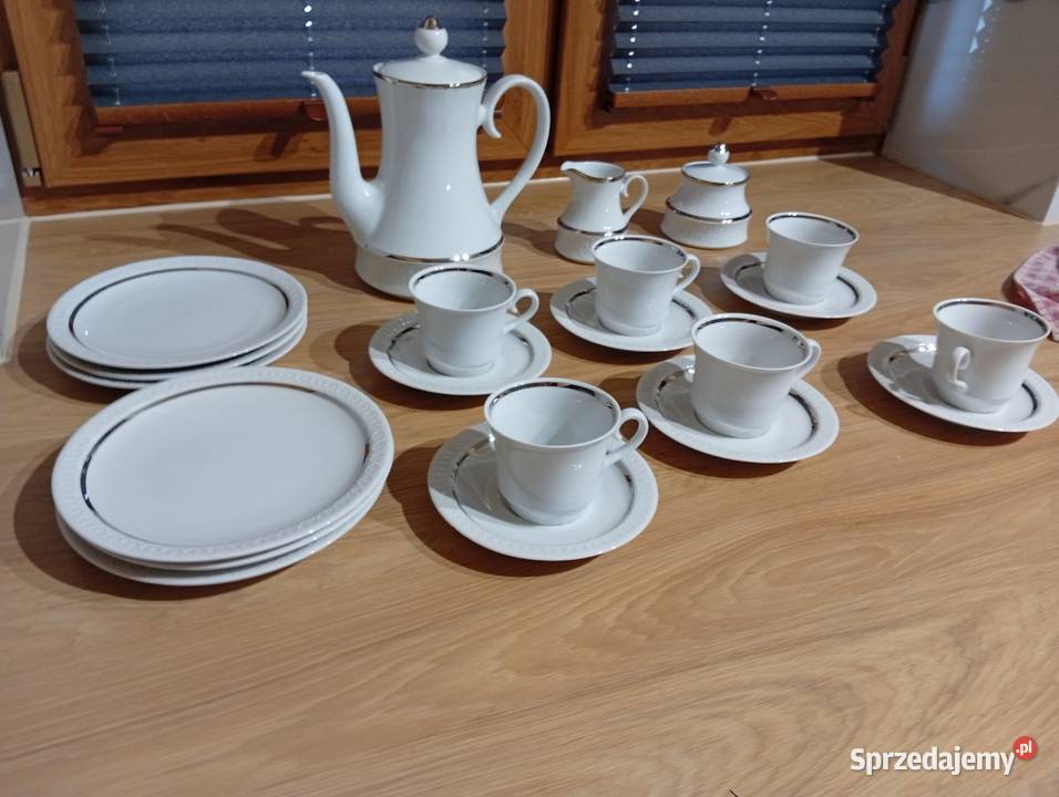 klasyczny porcelanowy serwis kawowy Carl Byczyna