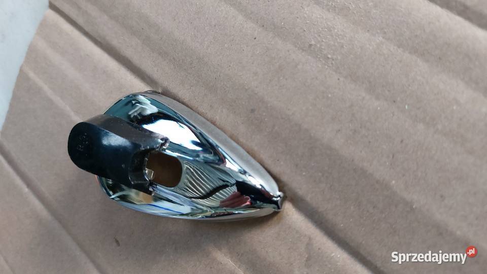 Zasuwka osłona stacyjki WSK 125 175 chrom Olkusz sprzedam