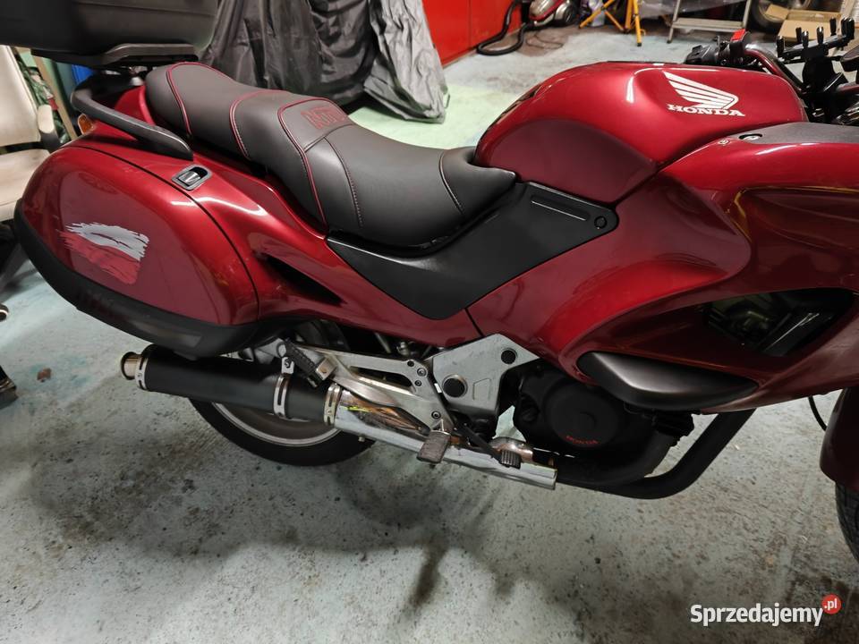 Honda Deauville 650 Żłobnica