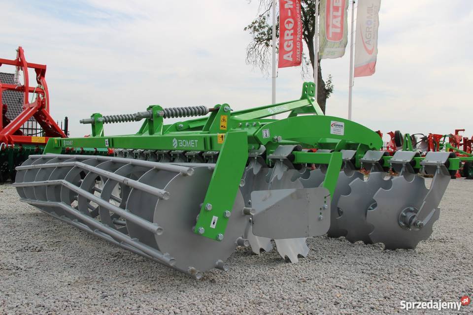 Brona talerzowa kompaktowa zawieszana Bomet Rogóźno