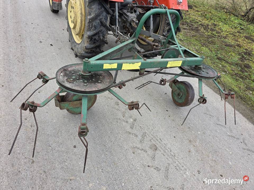 Przetrząsarka zgrabiarka pajak do siana Samborzec sprzedam