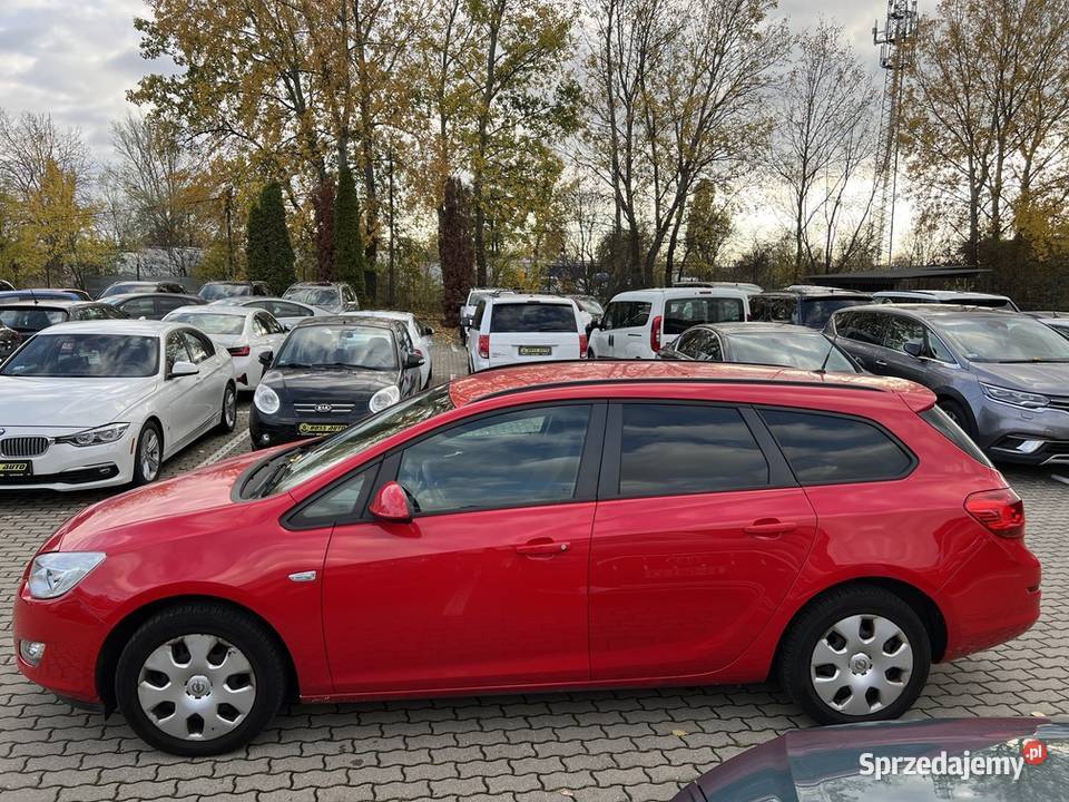 Opel Astra 2011 Hatchback mazowieckie Warszawa sprzedam