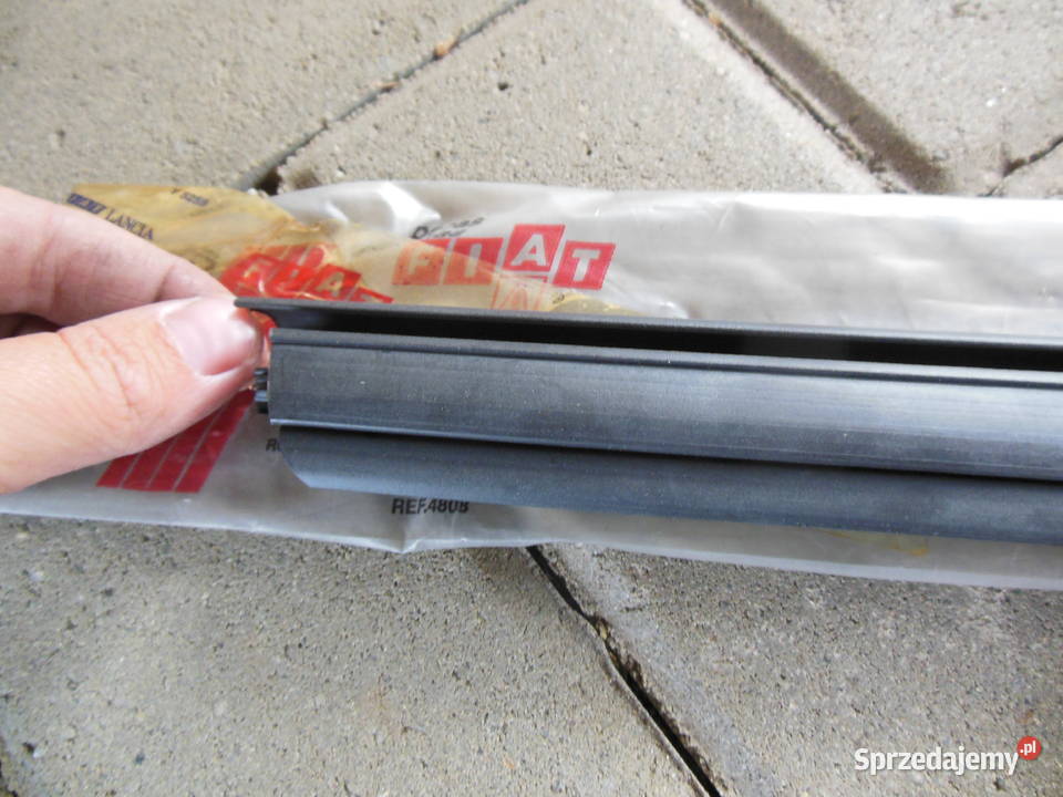 Uszczelka szyby drzwi prawy tył Fiat Palio Siena śląskie Kozy