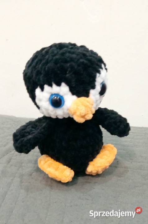 Pingwin wykonany na szydełku Rękodzieło Łask