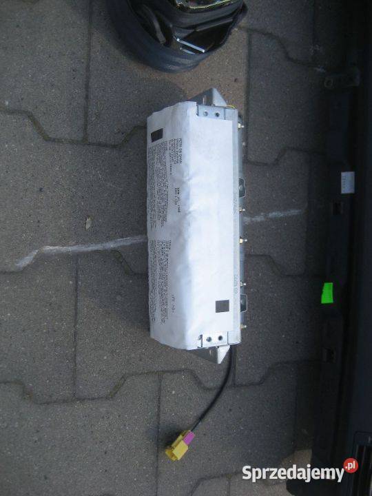audi a4 b6 małysz 0104r deska rozdzielcza osobowe Rakoniewice