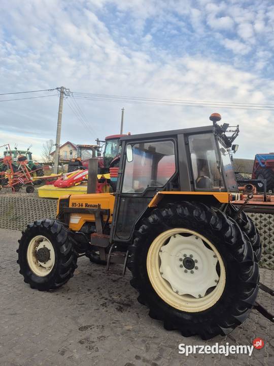 Ciągnik Renault Kolno