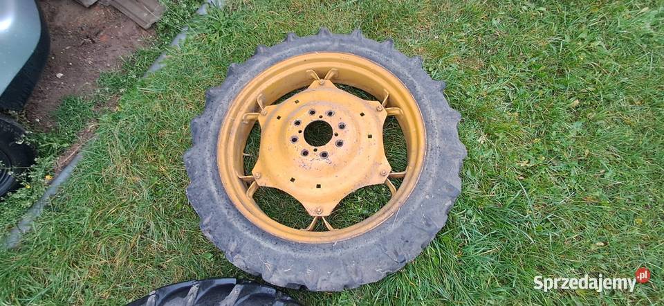 Sprzedam felgi wąskie c330 2 sztuki Opony rolnicze