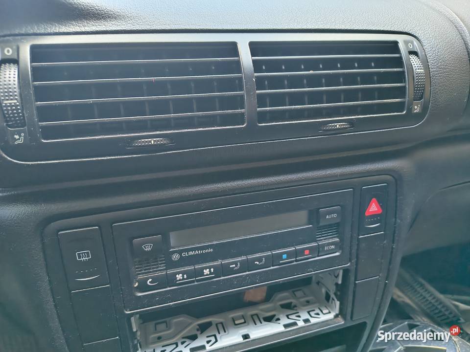 vw passat b5 lift kratka nawiewu środkowa prawa Pozostałe Przemyśl