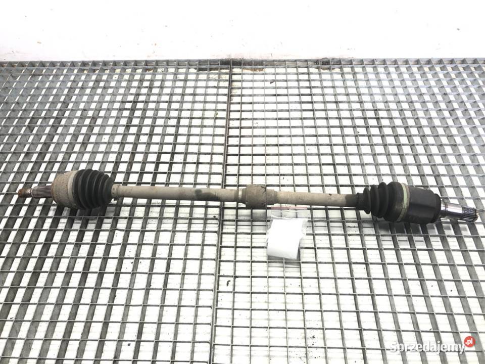 PÓŁOŚ PRAWY PRZÓD MITSUBISHI LANCER VIII 18 143